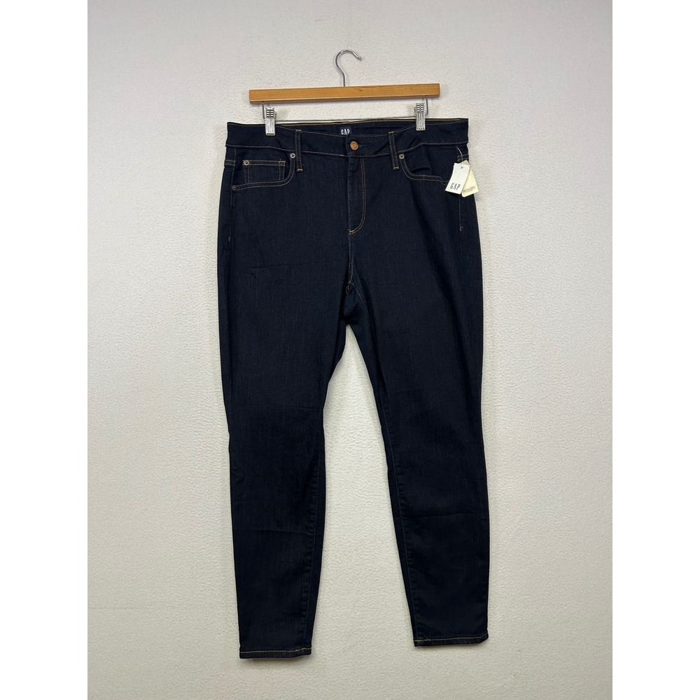 Classic Minimalist GAP Womens 33 Short Dark Indigo Curvy True Skinny Jeans